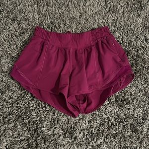 Lululemon Hotty Hots